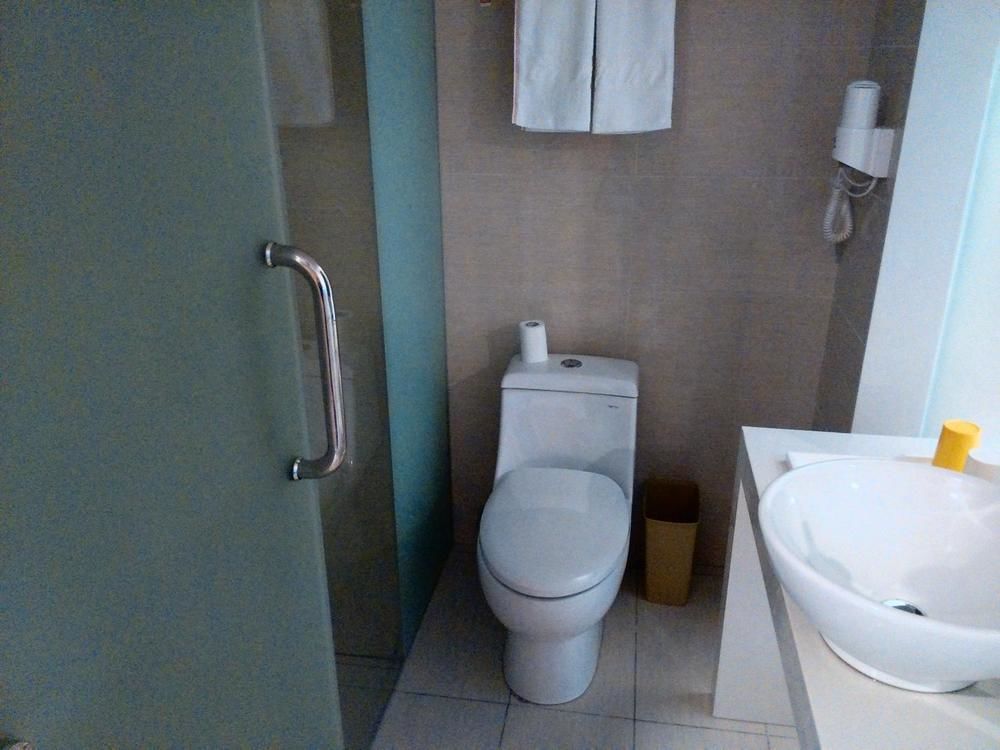 Luck 7 Inn Yichang Cbd Екстер'єр фото