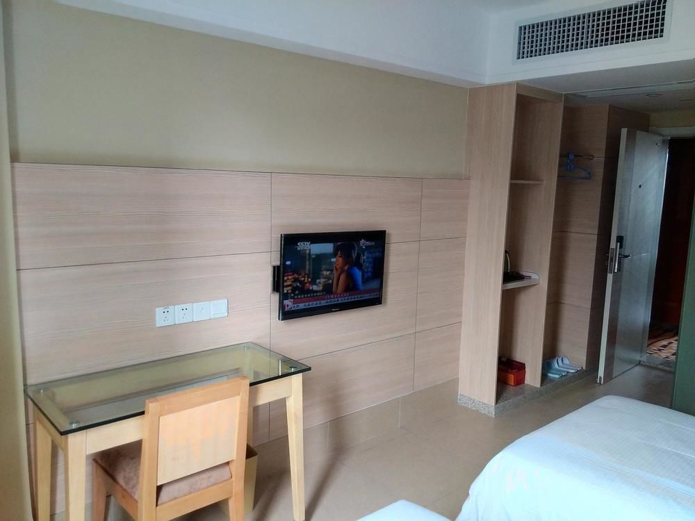 Luck 7 Inn Yichang Cbd Екстер'єр фото